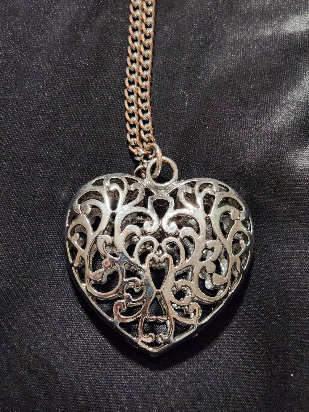 Silver Tone Filigree Heart Pendant Necklace - Women Jewelry